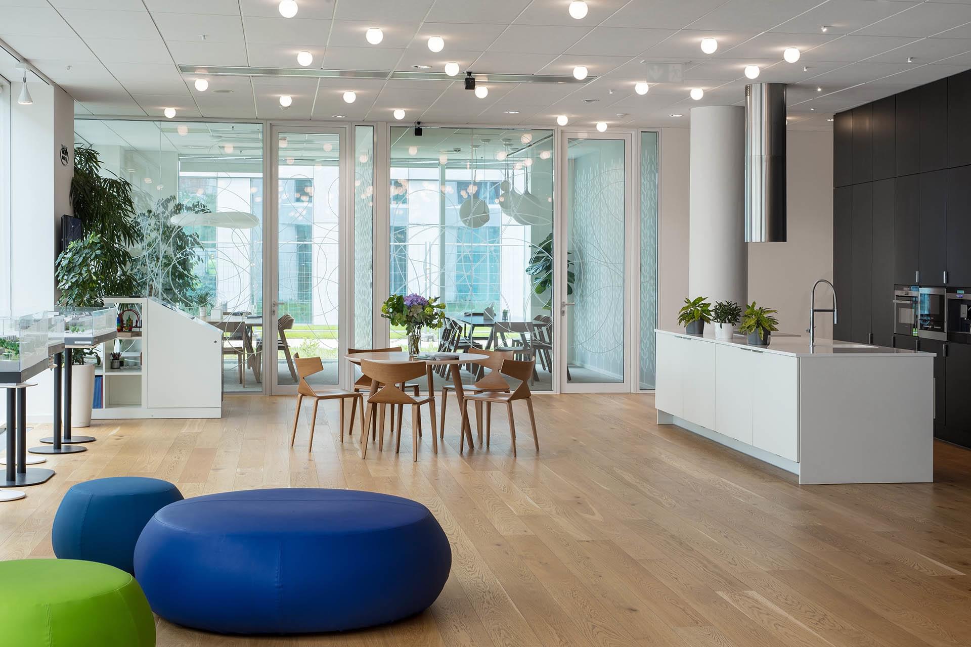 skanska home center 10